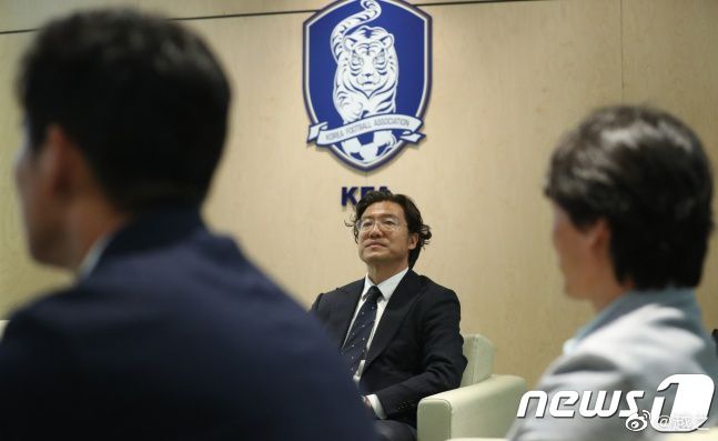 亚洲成人av片在线观看
