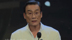 外出卖菜的大婶